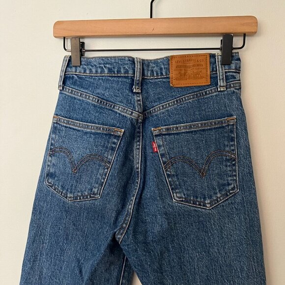 Levi's Premium Ribcage Straight Ankle Jeans Medium Wash Women's Size 24 - Picture 10 of 11